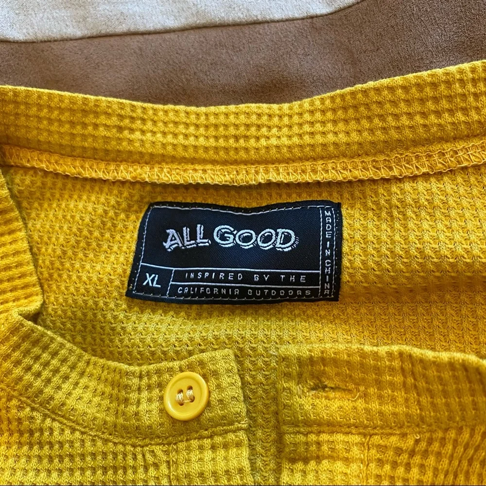 All Good Never Better bright yellow waffle Henley mens XL slim fit - Picture 3 of 5